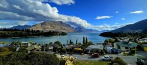 Jak długo trwa lot z Polski do Nowej Zelandii? Poznaj szczegóły dotyczące czasu podróży