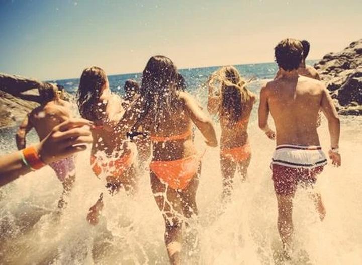 Odkryj najlepsze obozy młodzieżowe za granicą – znajdź idealny wyjazd dla swojego dziecka!