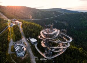 Odkryj Sky Bridge 721 w Dolni Morawie – Ceny biletów, dojazd, zdjęcia i opinie, które warto poznać