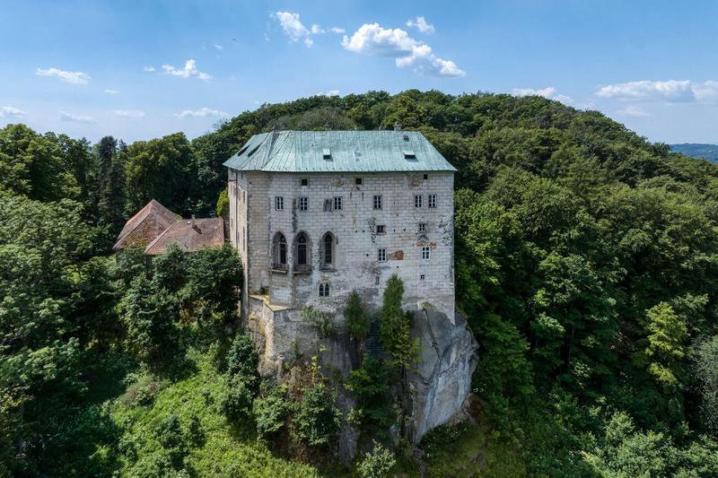 Zamek Houska atrakcje turystyczne