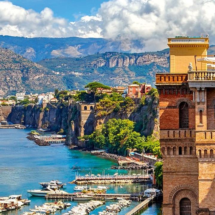 Neapol – raj na ziemi czy miejsce, gdzie warto zachować ostrożność?