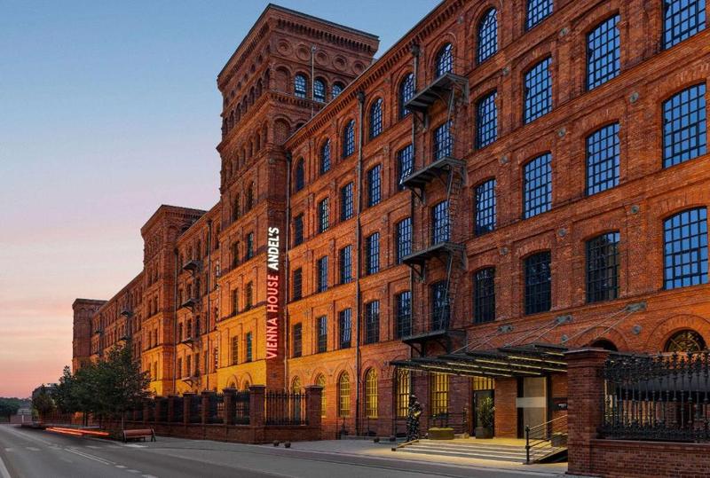 Odkryj nieznane zakątki Łodzi podczas wakacji 2022 w Polsce