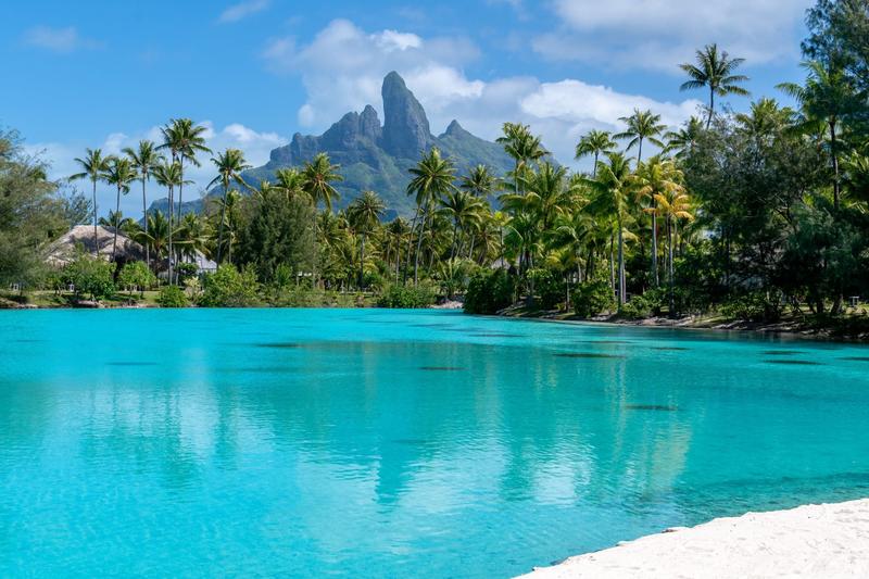 Najlepsze terminy lotów Bora Bora