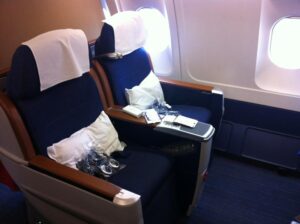 Ile trwa lot z Polski do Nowego Jorku? Poznaj szczegółowy czas podróży!