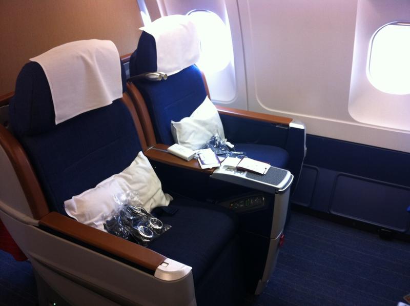 Ile trwa lot z Polski do Nowego Jorku? Poznaj szczegółowy czas podróży!