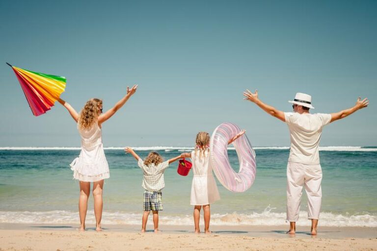 Jak zaplanować pierwsze rodzinne świąteczne wakacje za granicą? Praktyczne porady na początek