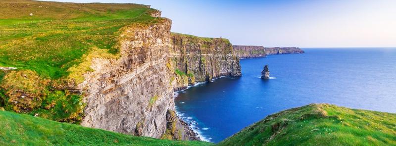 Najważniejsze rzeczy, które musisz zabrać do Irlandii – praktyczna lista dla podróżników