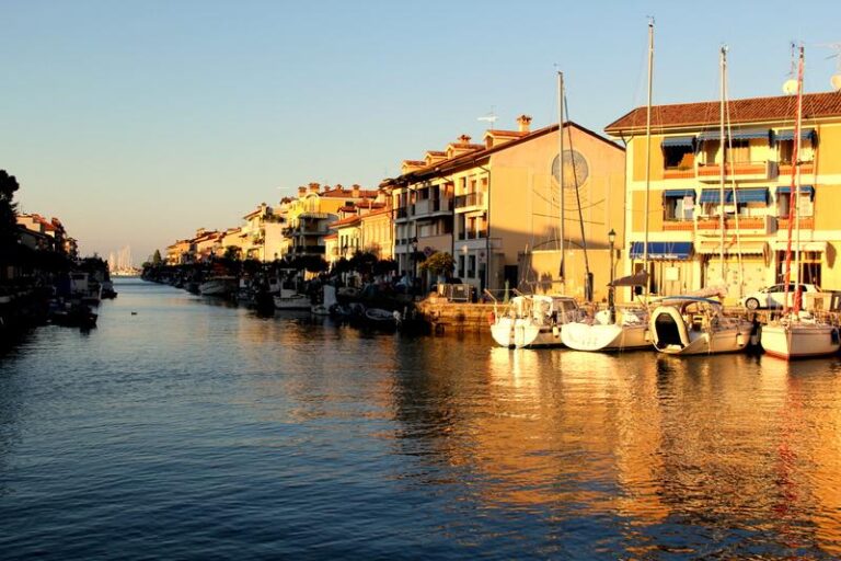 Co warto zabrać na wycieczkę do Włoch? Lista najważniejszych rzeczy, które musisz mieć ze sobą